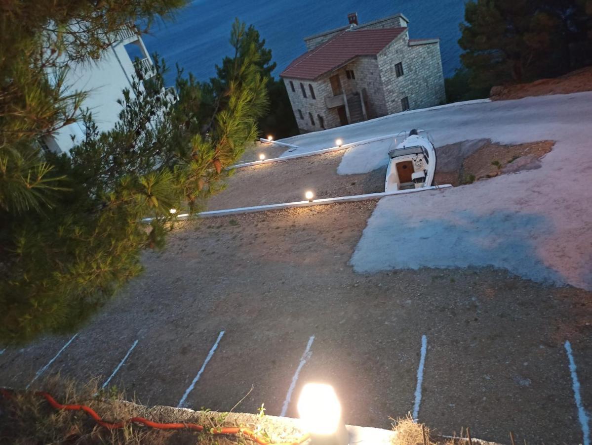 Luxury Apartments Villa Ruzmarina With New Heated Infinity Pool And Lounge Area Marusici  Exterior foto