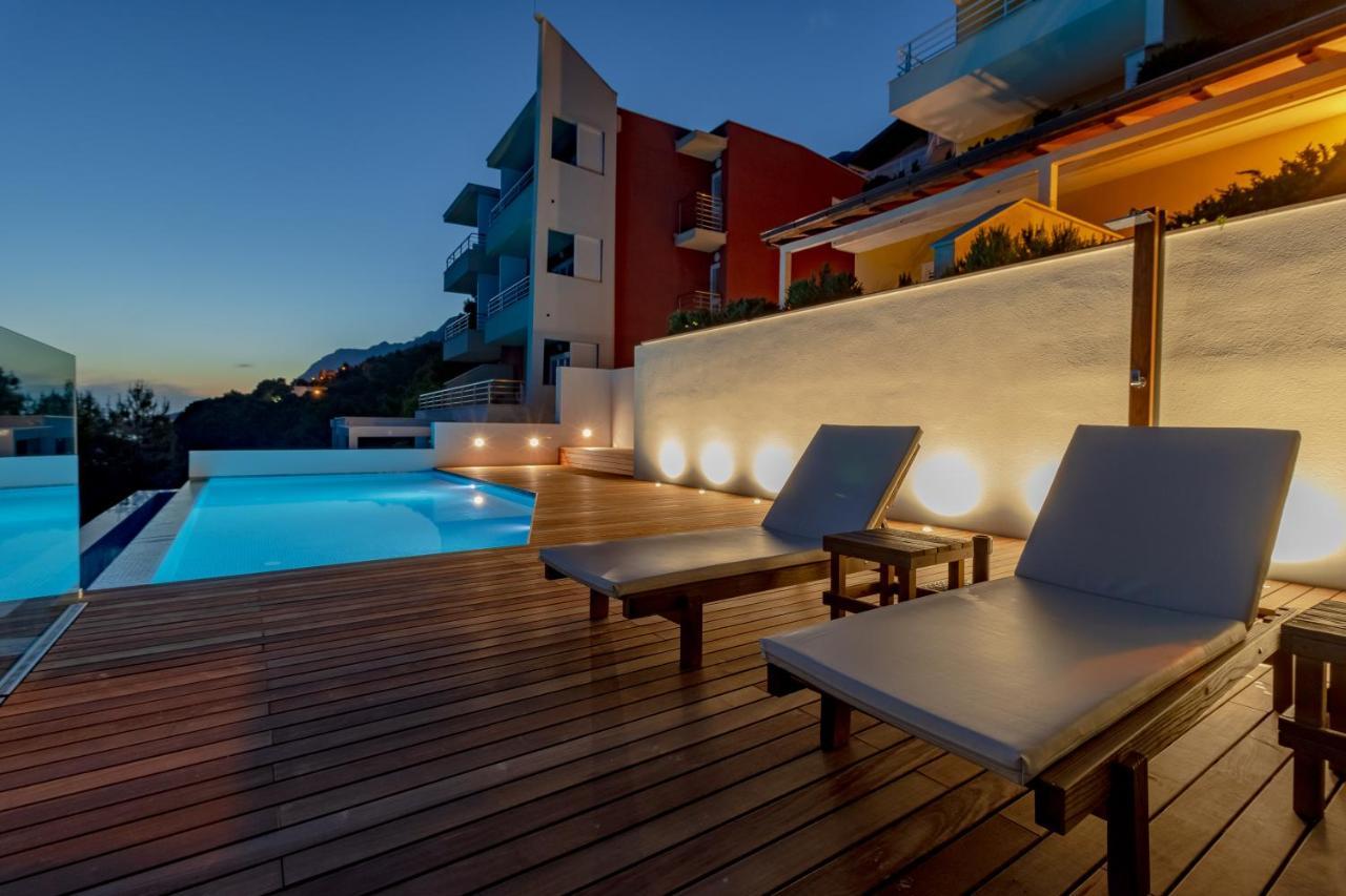 Luxury Apartments Villa Ruzmarina With New Heated Infinity Pool And Lounge Area Marusici  Exterior foto
